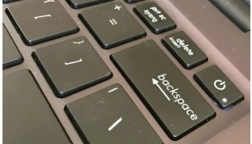 Cách dùng tổ hợp phím để mở nguồn laptop Asus khi nút nguồn bị hư hỏng